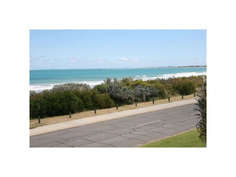 33 Glendinning Road, Tarcoola Beach WA 6530