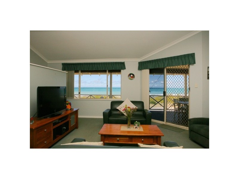 33 Glendinning Road, Tarcoola Beach WA 6530