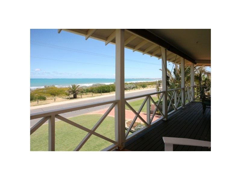 33 Glendinning Road, Tarcoola Beach WA 6530