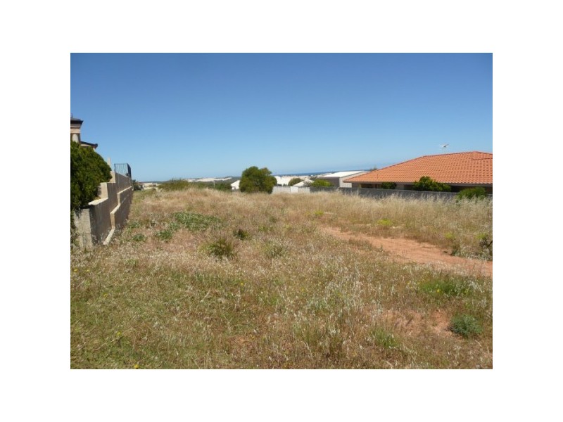 20 Pelican Rise, Wandina WA 6530