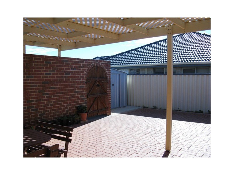 26 Broadbank Lane, Beachlands WA 6530