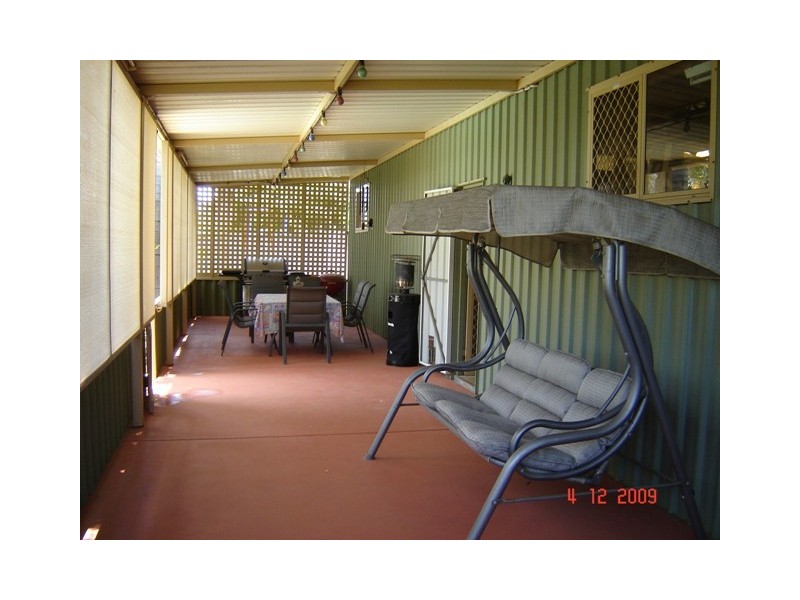 33 Sunnybanks Drive, Strathalbyn WA 6530