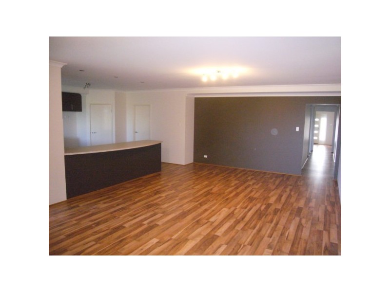 146 Glenfield Beach Drive, Glenfield WA 6532