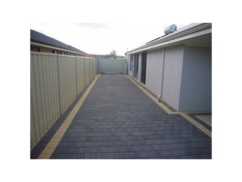 146 Glenfield Beach Drive, Glenfield WA 6532