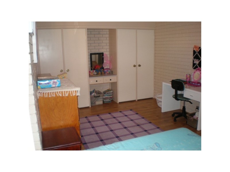 16 Jabiru Way, Waggrakine WA 6530