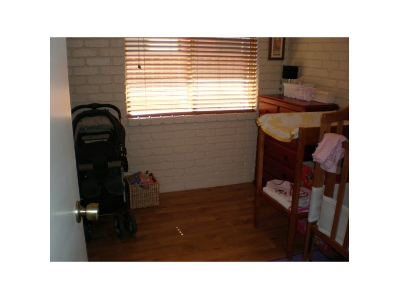 16 Jabiru Way, Waggrakine WA 6530