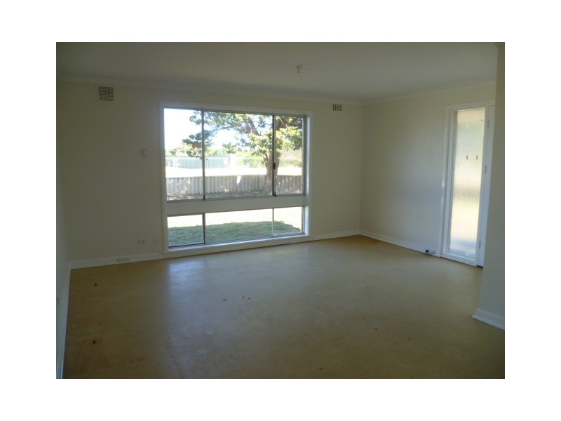 13 Alexander Street, Utakarra WA 6530