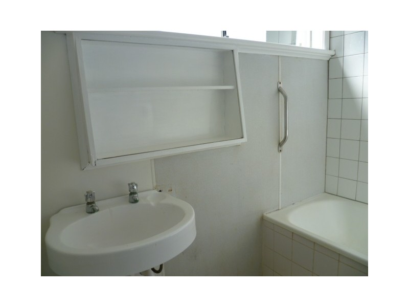 13 Alexander Street, Utakarra WA 6530