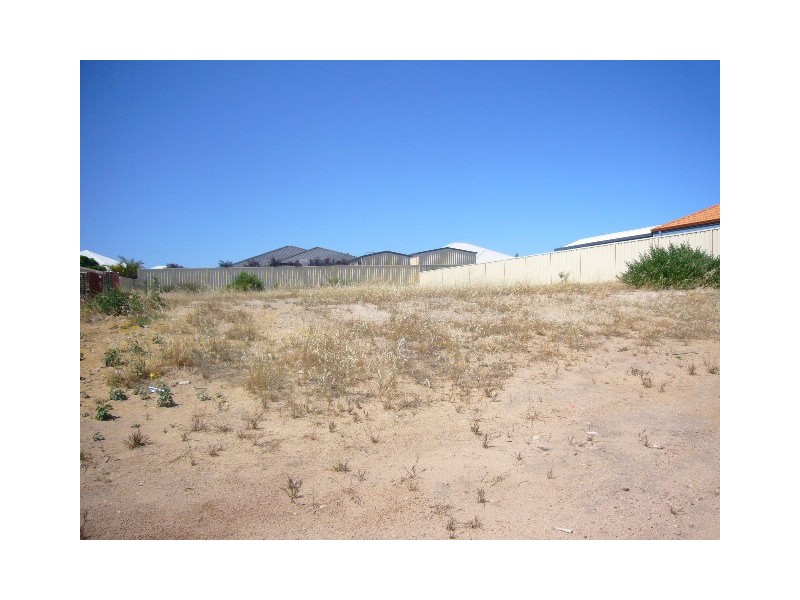 30 Reg Percy, Wandina WA 6530