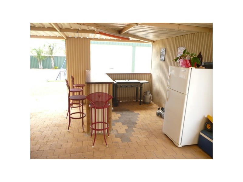 18 Bonamia Road, Utakarra WA 6530