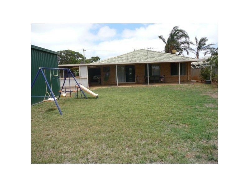 18 Bonamia Road, Utakarra WA 6530