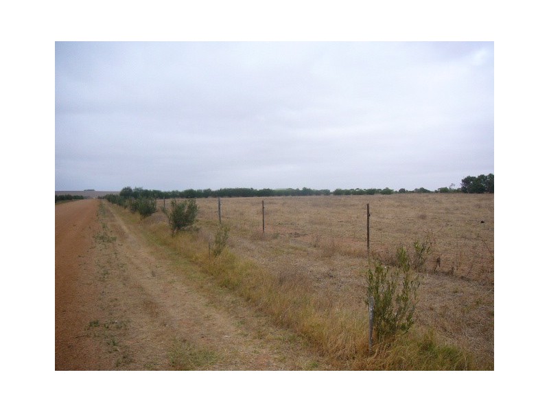 104 (A) Meadow Lane Road, Walkaway WA 6528