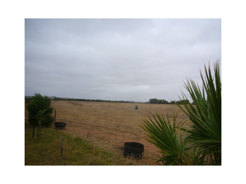 104 (A) Meadow Lane Road, Walkaway WA 6528