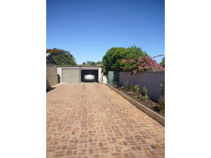 6 Logan Place, Spalding WA 6530