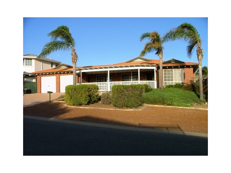 33 Seaview Blvd, Wandina WA 6530