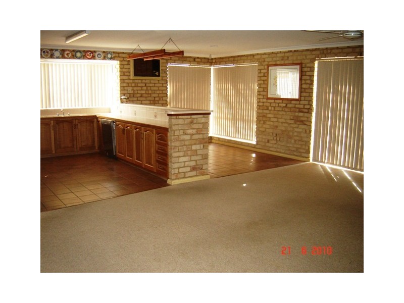 33 Seaview Blvd, Wandina WA 6530