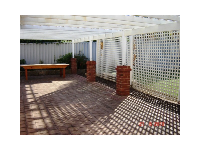 33 Seaview Blvd, Wandina WA 6530