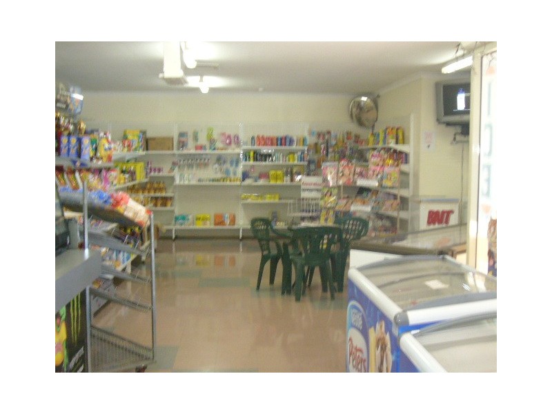 16 Green St, Geraldton WA 6530