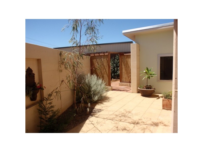 14 Sheldon Place, Tarcoola Beach WA 6530