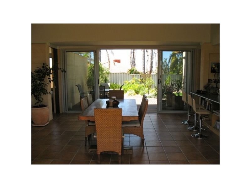 14 Sheldon Place, Tarcoola Beach WA 6530