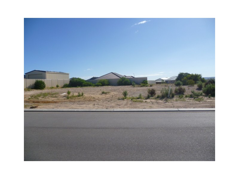 77 Columbus Blvd, Wandina WA 6530