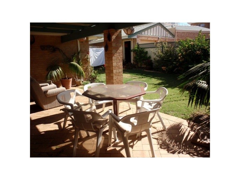 1/66 Glendinning Road, Tarcoola Beach WA 6530