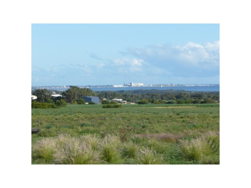 232 Parmelia Blvd, White Peak WA 6532