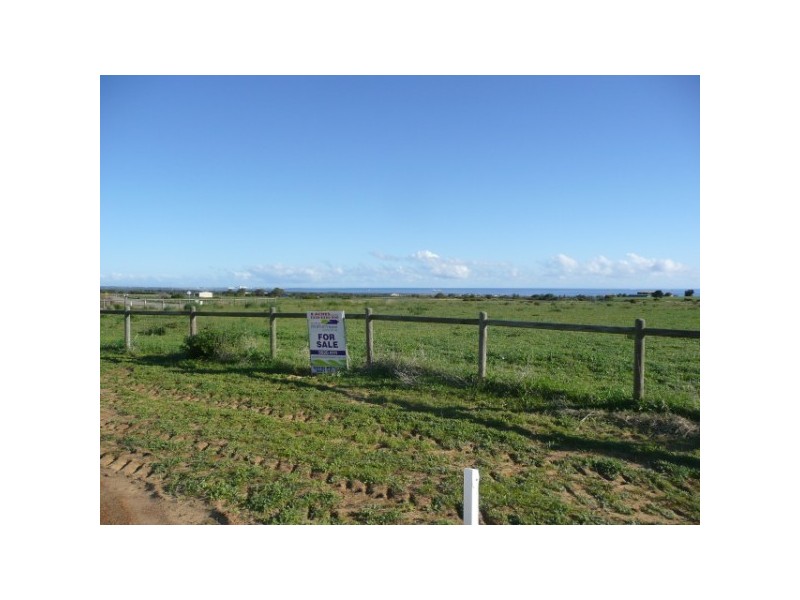 232 Parmelia Blvd, White Peak WA 6532