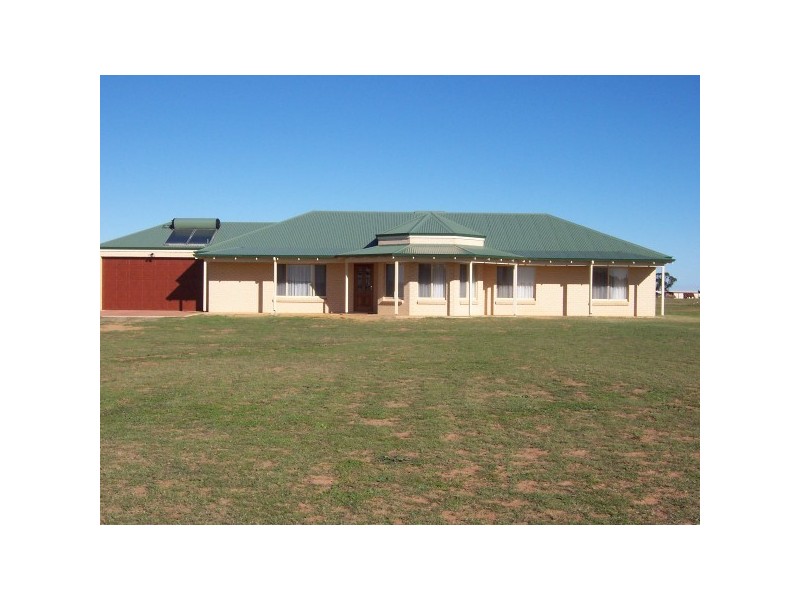 36 Dressage Circle, Deepdale WA 6532