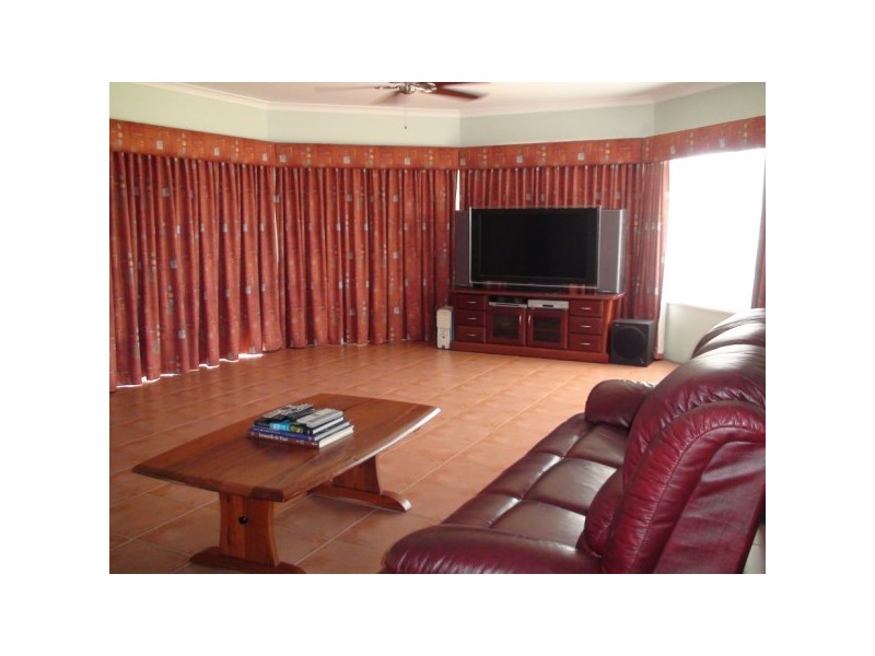 36 Dressage Circle, Deepdale WA 6532