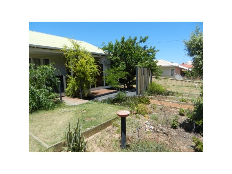 197 Augustus Street, Beachlands WA 6530
