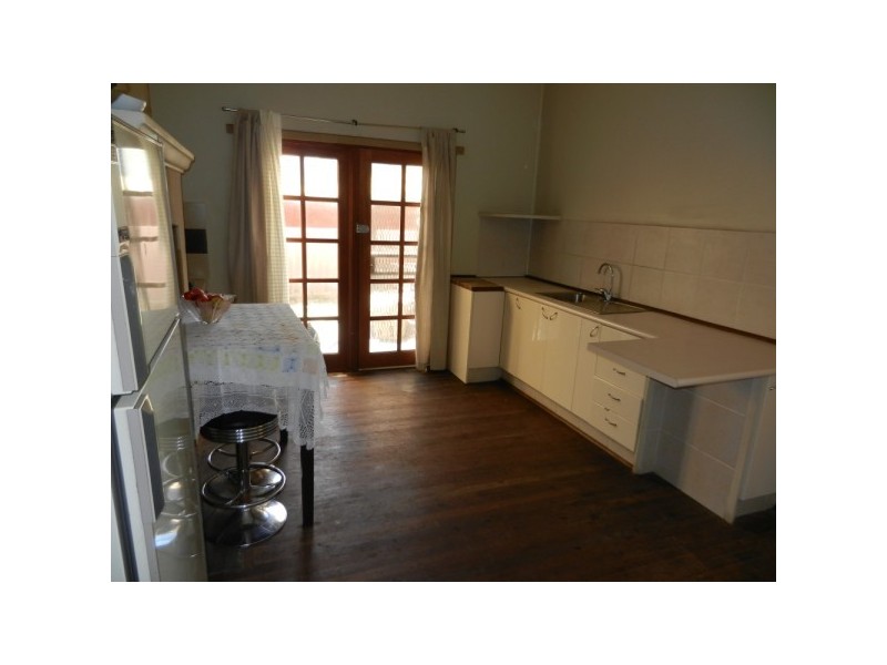 197 Augustus Street, Beachlands WA 6530