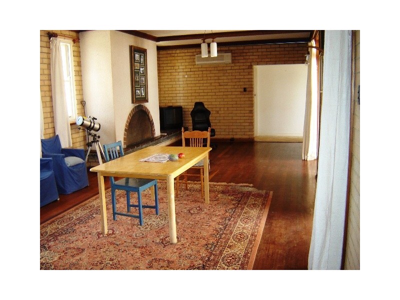 167 Giles Road, Moonyoonooka WA 6532