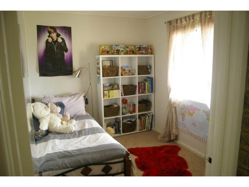 6 Kultown Drive, Waggrakine WA 6530