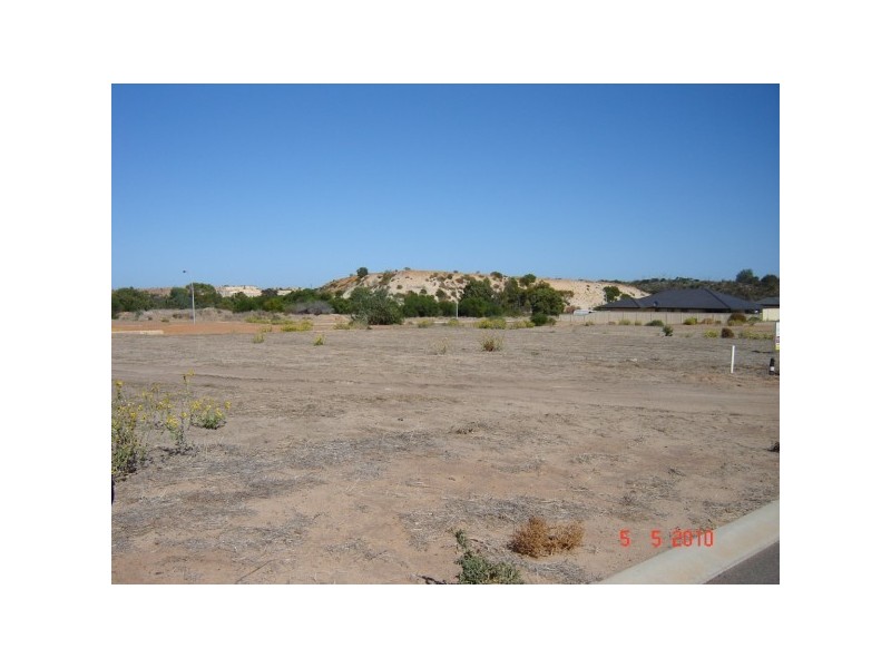 13 Periwinkle St, Drummond Cove WA 6532