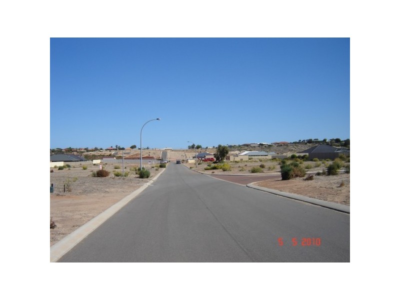 13 Periwinkle St, Drummond Cove WA 6532