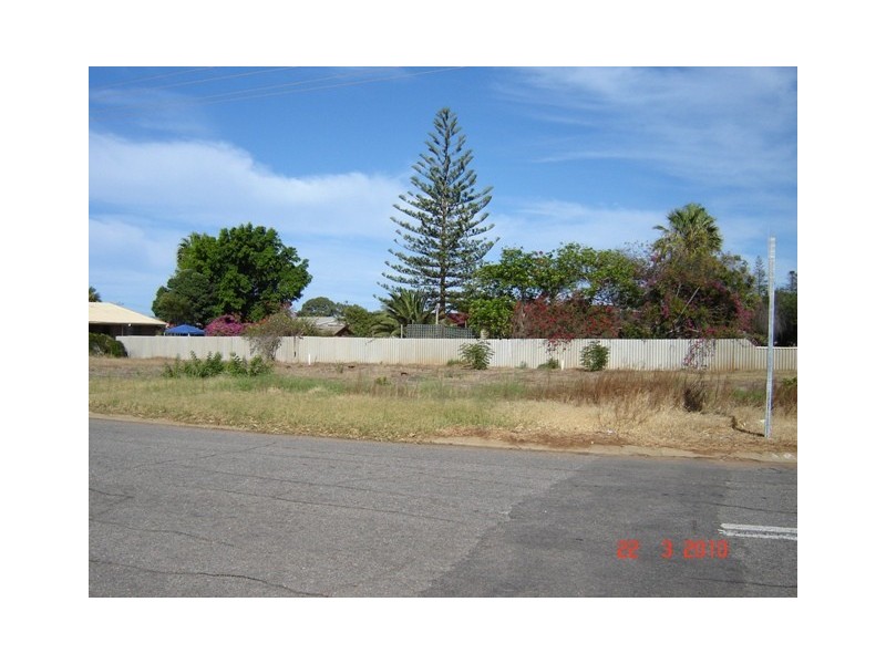 45B Charles Street, Bluff Point WA 6530