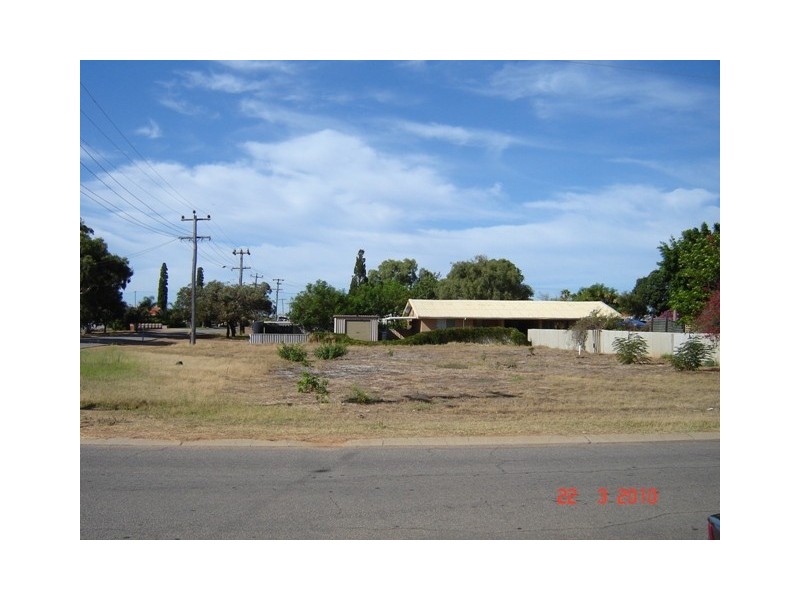 45B Charles Street, Bluff Point WA 6530