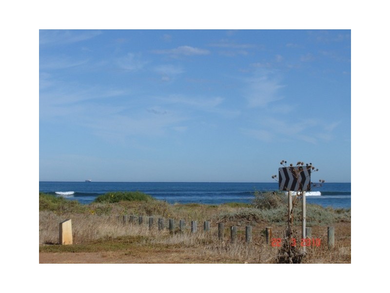 45B Charles Street, Bluff Point WA 6530