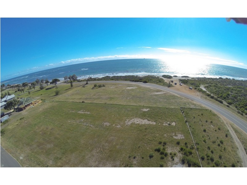 6 Boat Cove, Drummond Cove WA 6532