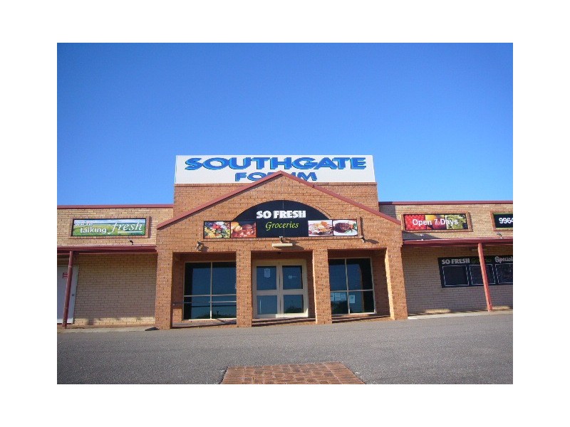 Unit 4/2 Oceanside Drive, Wandina WA 6530