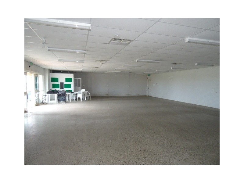 Unit 4/2 Oceanside Drive, Wandina WA 6530