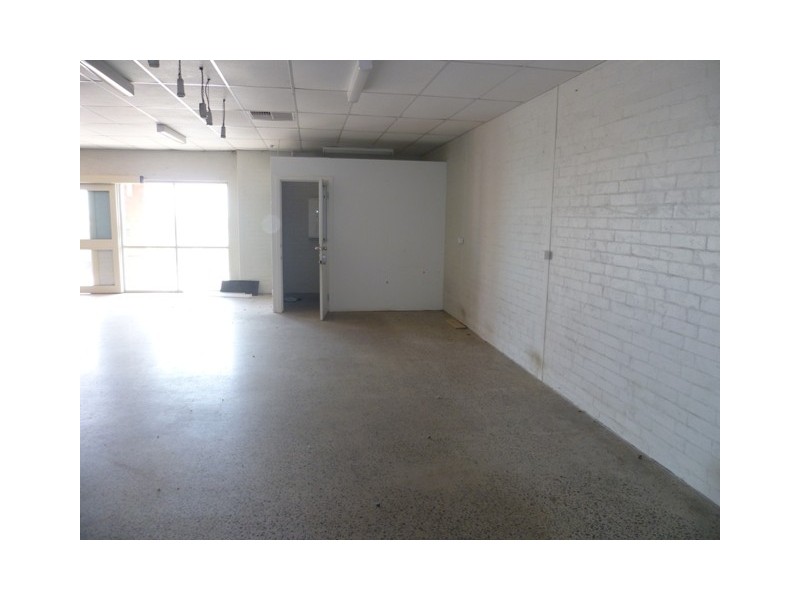 Unit 4/2 Oceanside Drive, Wandina WA 6530