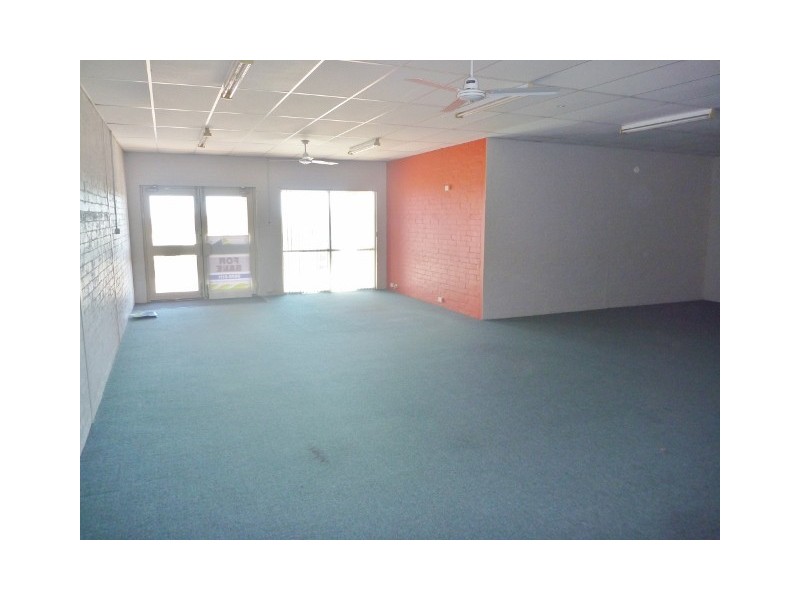 Unit 1/2 Oceanside Drive, Wandina WA 6530