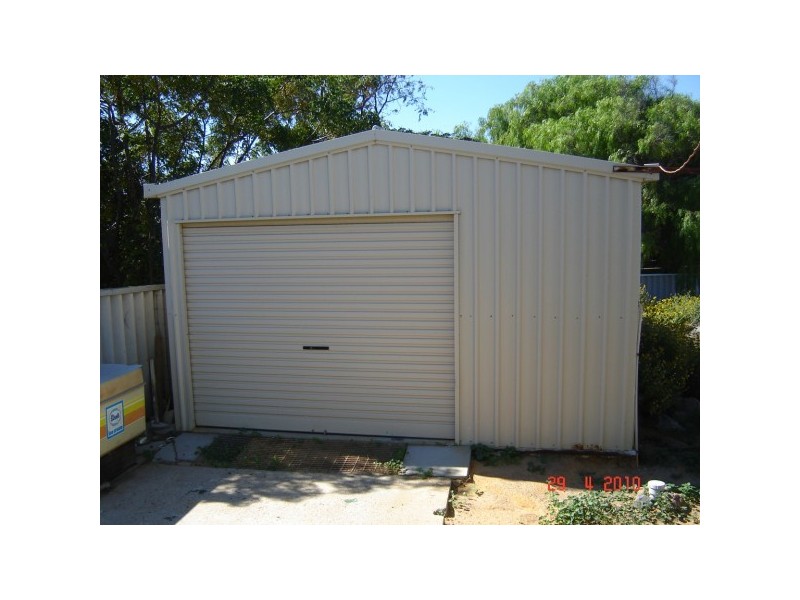 3 Felicia Street, Rangeway WA 6530