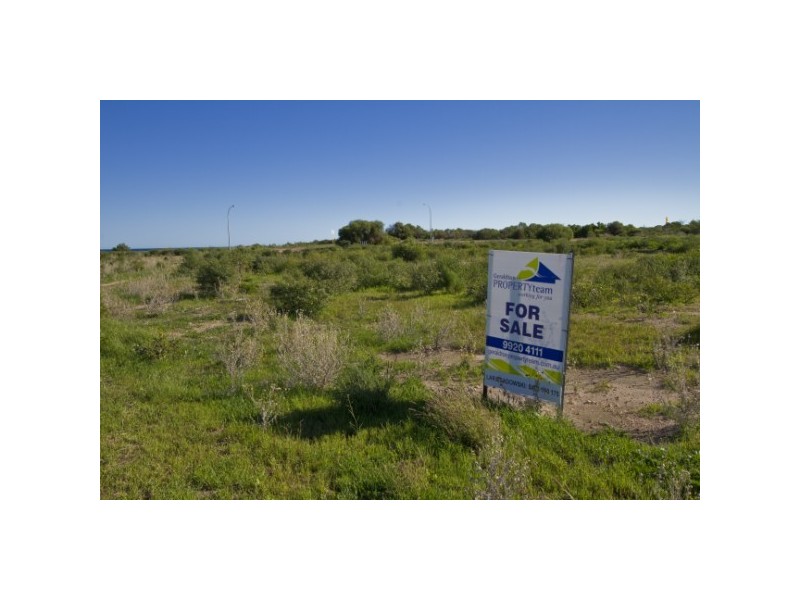 17 Wavecrest Circle, Drummond Cove WA 6532