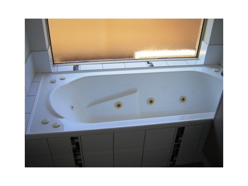 19 Reef Boulevard, Drummond Cove WA 6532