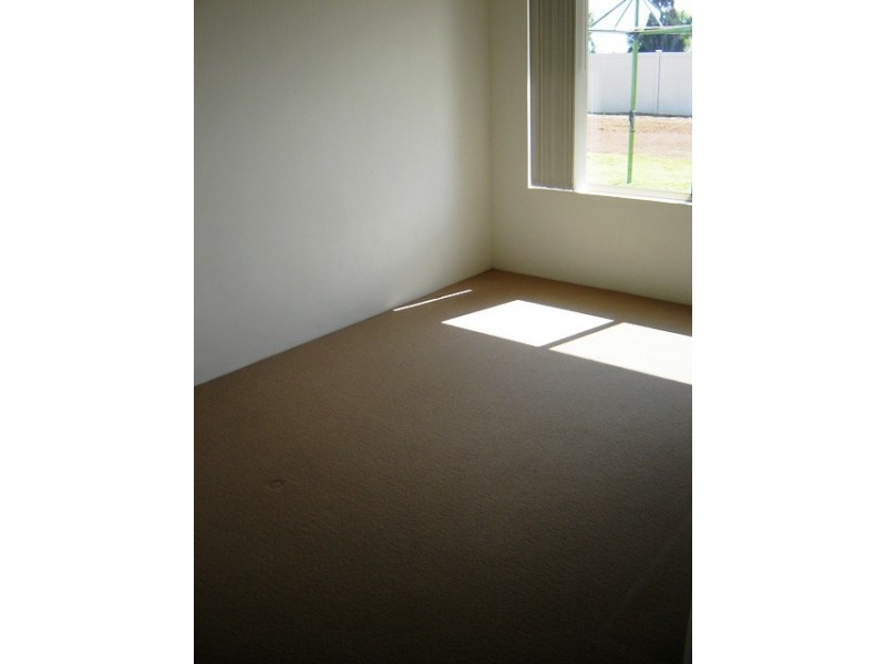 19 Reef Boulevard, Drummond Cove WA 6532