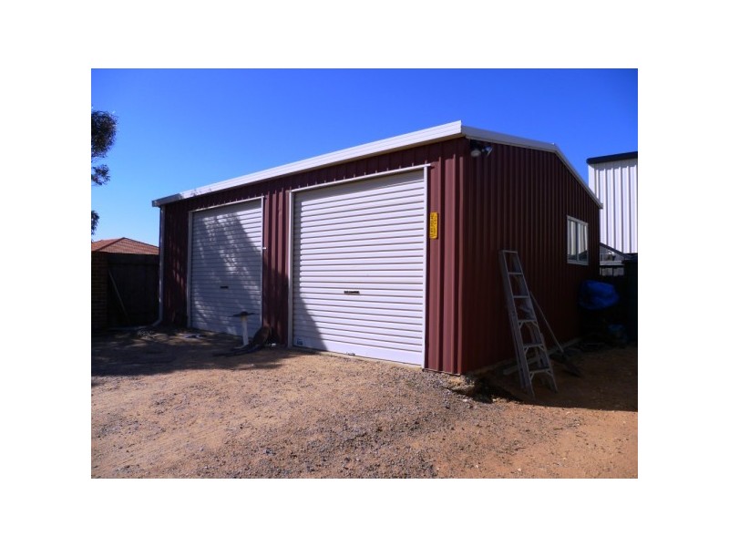 2 Vince Court, Wandina WA 6530