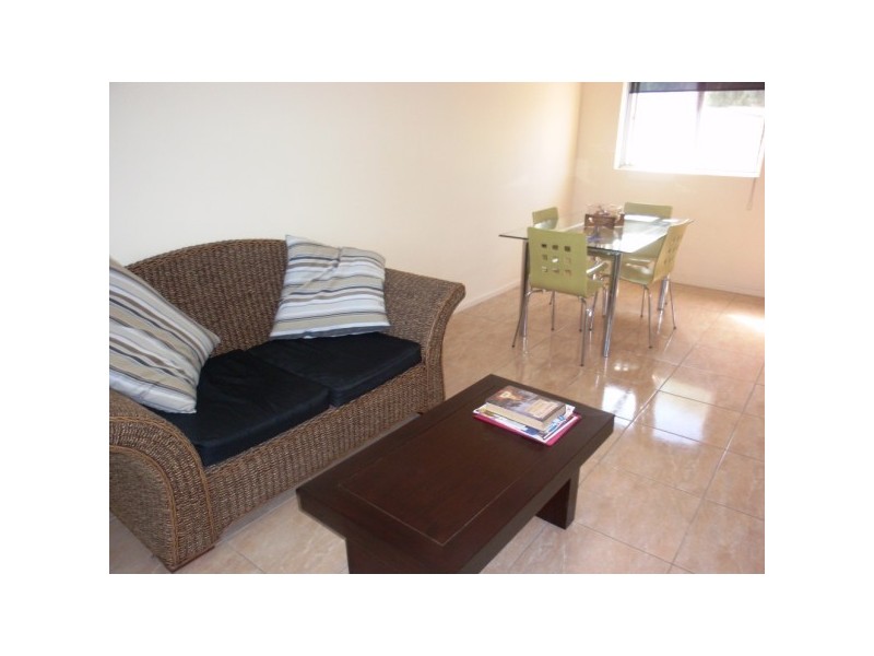 1-4/121 Durlacher Street, Geraldton WA 6530